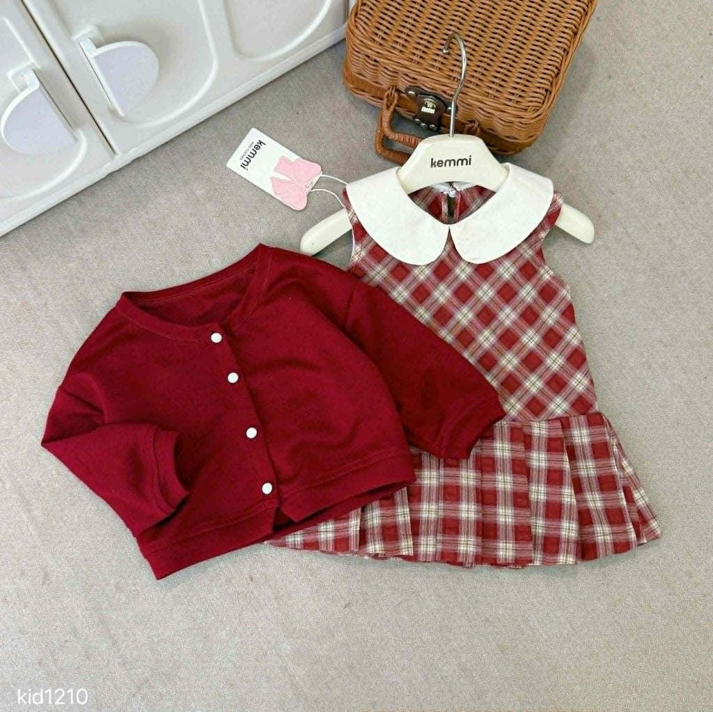 Two-piece Pleated Skirt Set for Girls.