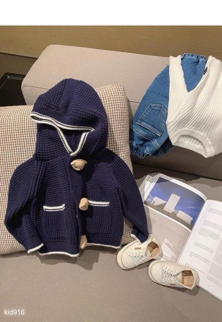 Bear Wool Hooded Cardigan